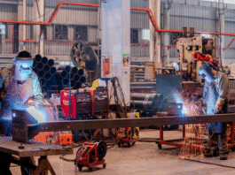 India’s Manufacturing PMI Surges to 17-Year Peak