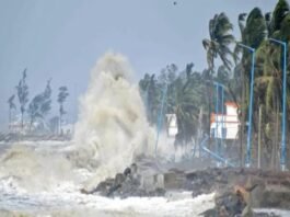 Cyclone Ditwah Intensifies: Heavy Rainfall Pounds Tamil Nadu as Sri Lanka’s Toll Climbs to 334