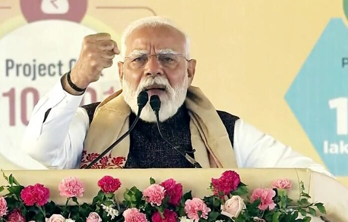 Mahayuti Sweeps Maharashtra Local Body Polls 2025, Wins 207 Posts as Shinde Credits ‘Ladki Bahins’ Factor