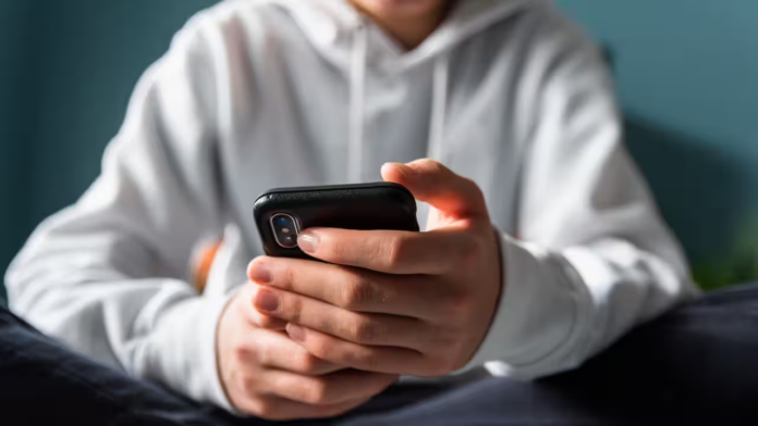 Australia Enforces World’s First Nationwide Teen Social Media Ban: A Bold Step Toward Digital Safety Sparks Global Debate